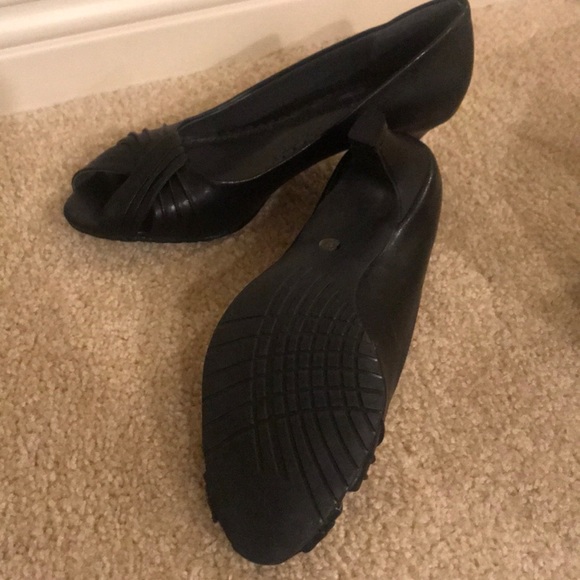 East5th heels • size 5 1/2 - Picture 3 of 5